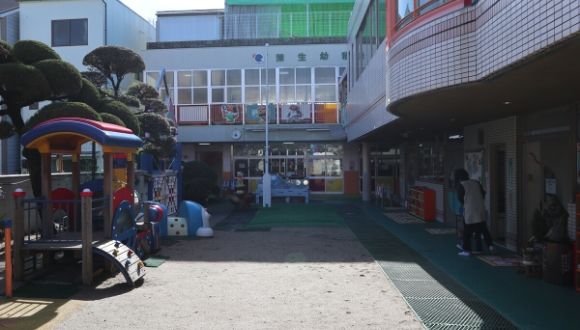 幼稚園教諭 幼稚園教諭必須 幼稚園 賞与4 5か月 土曜日出勤は年に数回ほど 長期休みあります 保育士の求人 転職情報なら保育情報どっとこむ